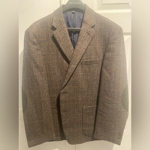 Jos A Bank Tweed Houndstooth Sportcoat W/Elbow Patches
